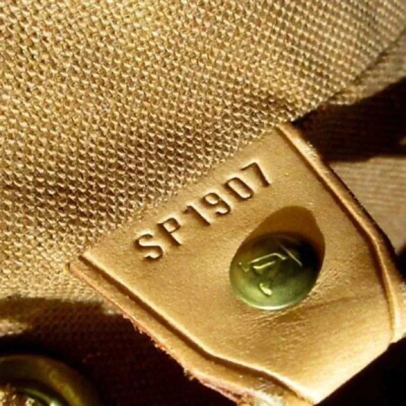 Louis Vuitton Backpack, Montsouris Mm M51136 Monogram Sp1907 - Picture 8 of 9